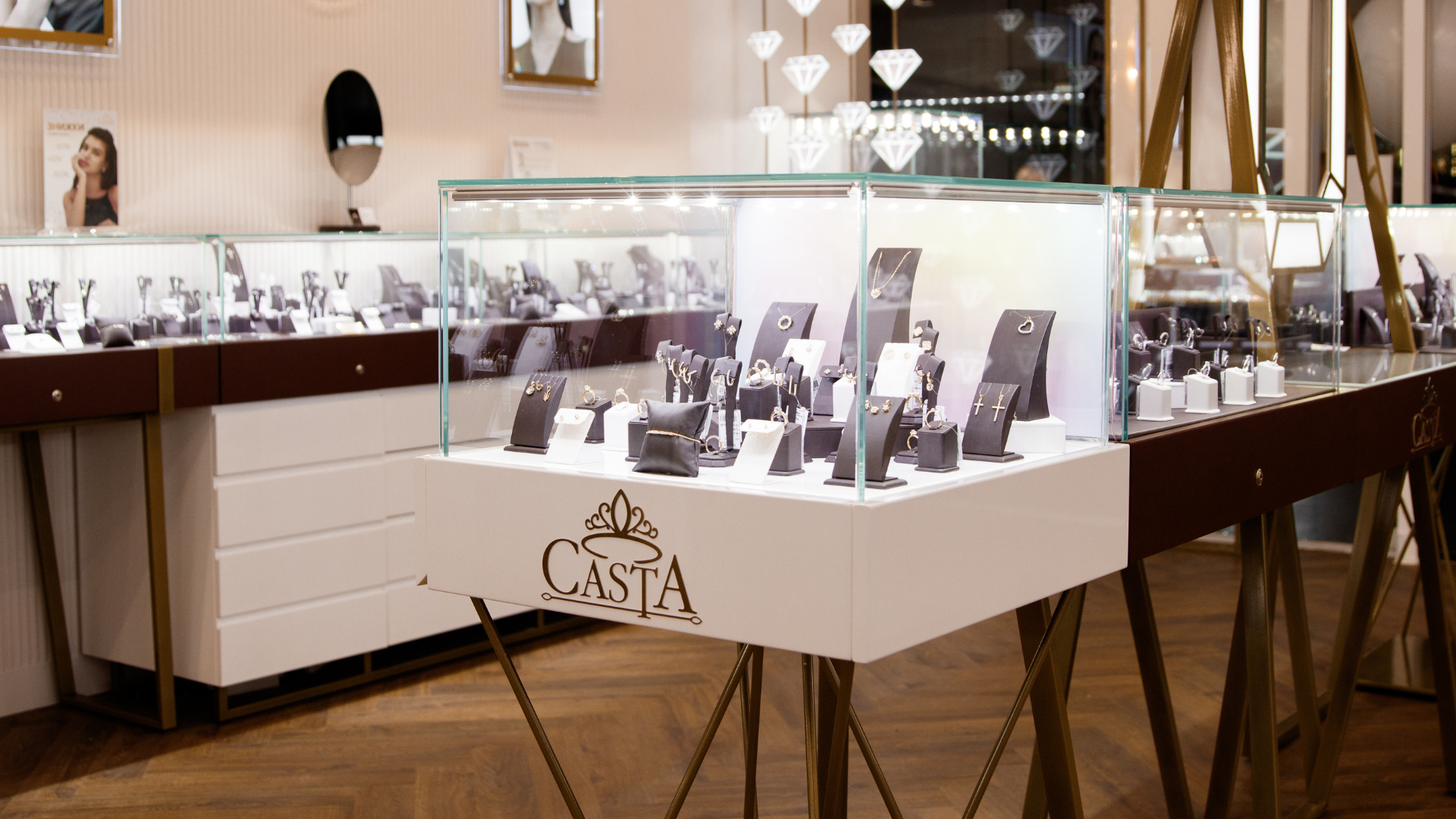 Casta jewelry club