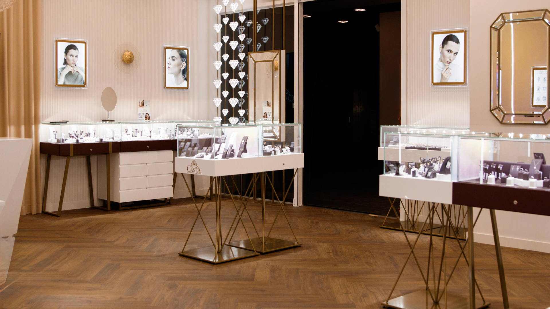 Casta jewelry club